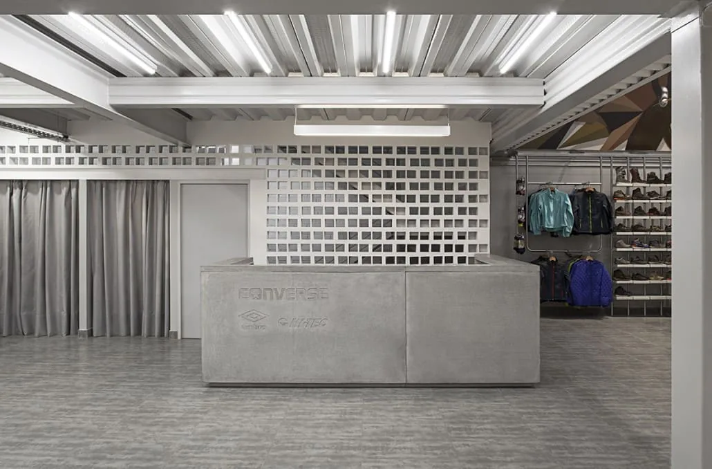 Tienda Converse, Easton Outlet — interior recepción