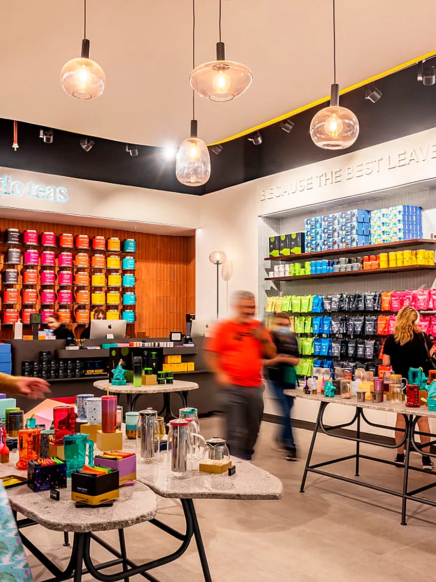 Adagio Teas — clientes en la tienda