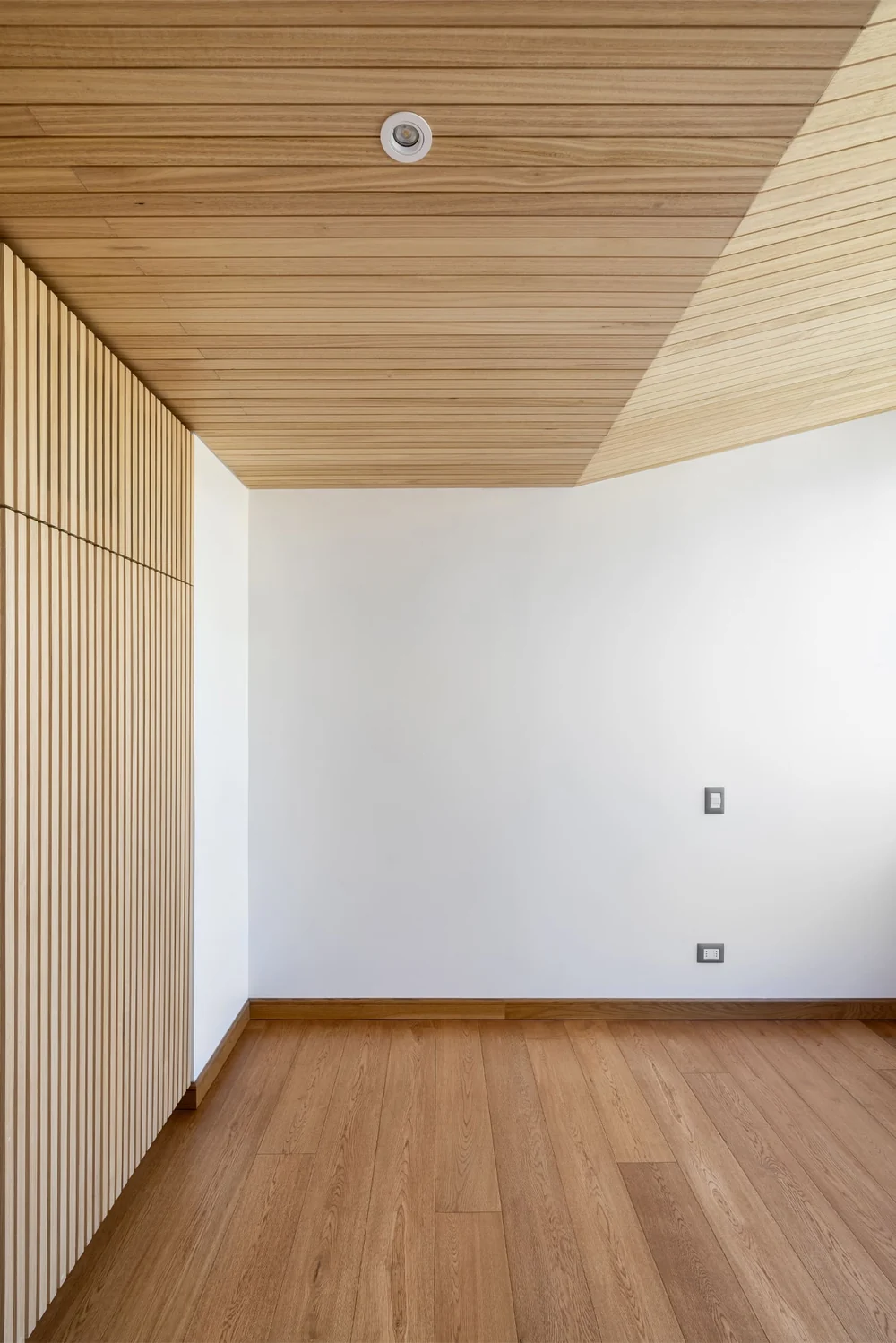 Casa Buenaventura — detalle del cielo de madera