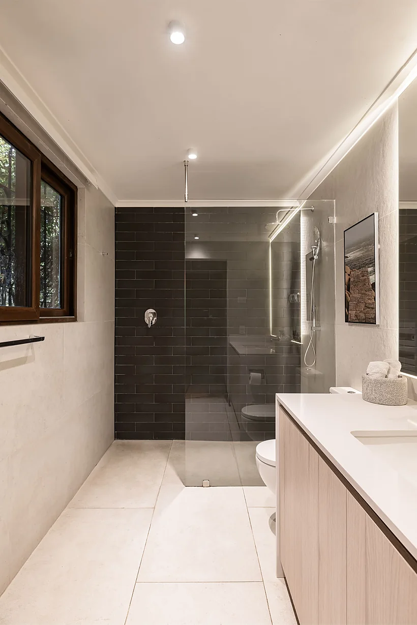 Casa Fernández Vial — baño de diseño contemporáneo