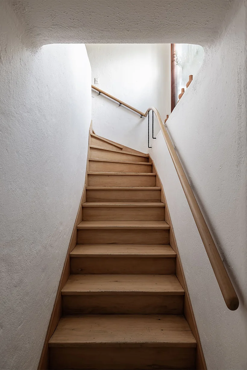 Casa Fernández Vial — detalle de la escalera interior