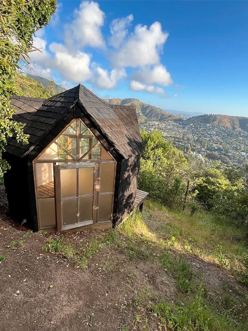 Lucernario — el refugio con vista al paisaje costero